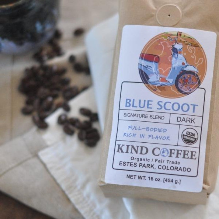 Bag of dark roast coffee, full-bodied, rich in flavor 