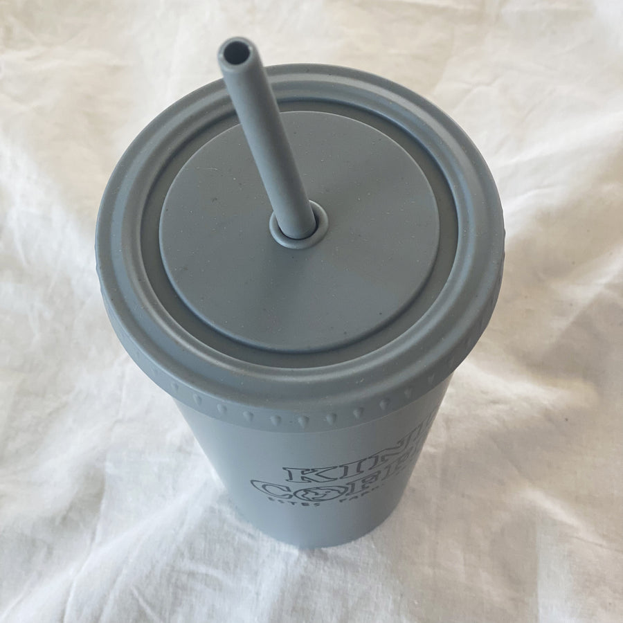 reusable cup with lid and straw